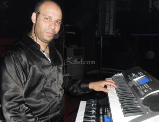 Organiste Chanteur Walid Chaker  : Groupe de Musique