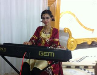 Arij Trabelsi Organiste Chanteuse  : Groupe de Musique